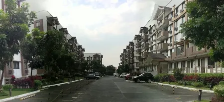 2 bedroom Fully furnished Condo Unit