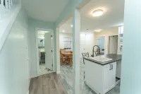 Charming 3-bedroom house in lovely Dix Hills with WiFi, AC 딕스 힐스 호텔