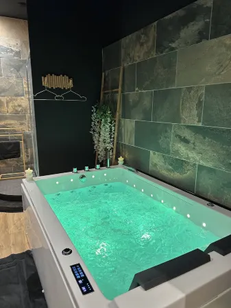 Relaxing escape in Sète, balneotherapy, aperitif and breakfast included