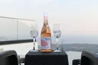 Villa Panorama - autumn luxury villa - heated pool Hotel di Ravno