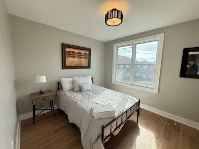 COZY Apartment in DC 2BR Central Location near Transportation Hotels in Ivy City / Gallaudet