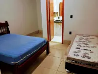 Casa de Festa Para Festa do Peão de Barretos Hotels in Barretos