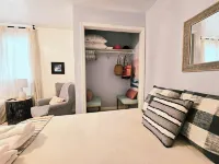 Blueberry Farm Views & Vineyards Nearby Отели рядом с достопримечательностью «Lone Hickory Indoor Arena»