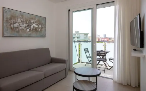 Apartment with Aparthotel Service