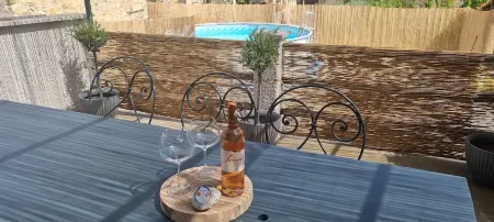 Chateau / Country House