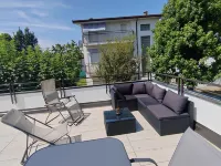 LA TERRAZZA - Very Quiet - Free park - 3 min Varese center and lake - AIR Cond.