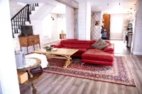 Sea la Vie - Margaree farmhouse by river and sea! Hotels in Inverness County