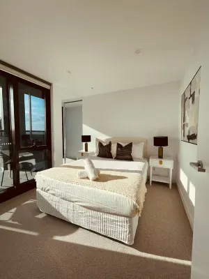 Cozy Retreat Hotels near Brougham Street Playground