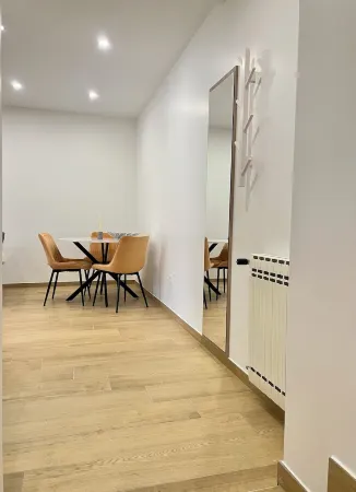 Oasis & charm in the heart of town Отели в г. Одэн-ле-Тиш