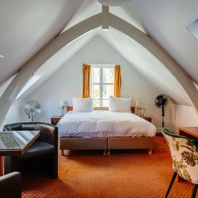 Ambassador City Centre Hotel Hotels in de buurt van IKEA