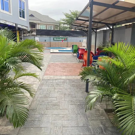 Roak Hotels and Apartments