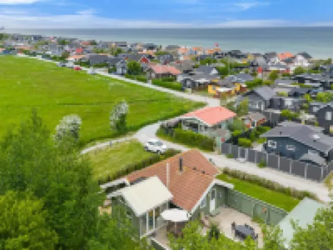 "Gitt" - 140m from the sea