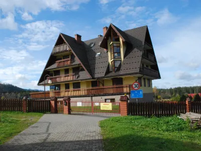 Giewont View Hotels near Czarny szlak: odcinek Dolina Kościeliska - Przysłop Miętusi
