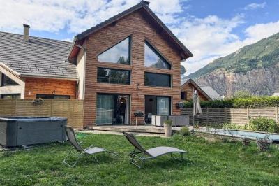 Superior Chalet #Lemasdoisans au Pied de l'Alpe d'Huez Via Bourg d'Oisans l'Etoile des Glaciers Photo