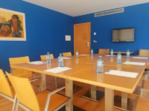 U酒店別墅 - Gomá 薩拉戈薩省酒店