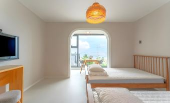 Yangyang Yoloha Dongho Beach Branch