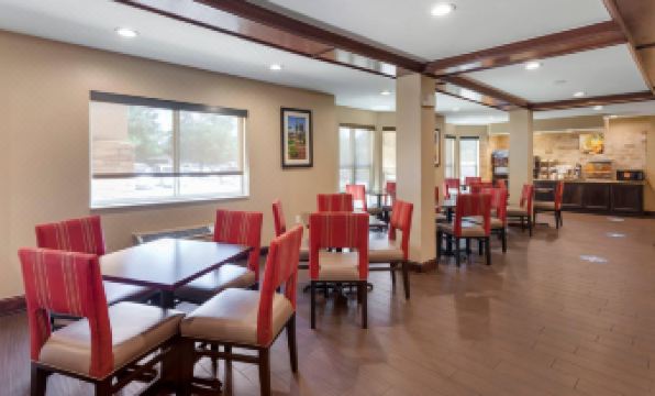 Comfort Suites North Dallas