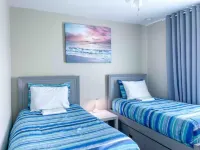 Modern 3BR 2 BathFreeWifi WarmMineralSpring EV lvl 2 chargerwith tesla adapter Hotels in North Port