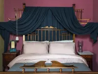 Conde Nast voted top Cotswold holiday let Hotels in Trowbridge