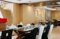 Daksh the Madhuvan Suites Dwarka - Frühstück