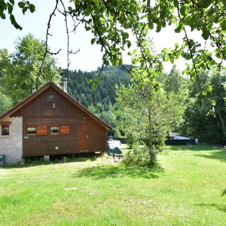 Quiet Chalet with Garden