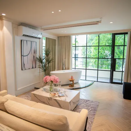 The Train Street Residence Ly Nam De