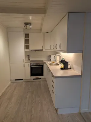 Central Station Retreat (H77A) - Apartments