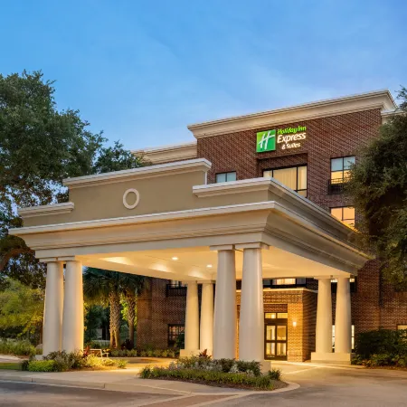 Holiday Inn Express & Suites CHARLESTON - MOUNT PLEASANT by IHG