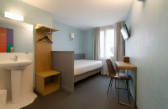Walled Off Hotel Paris