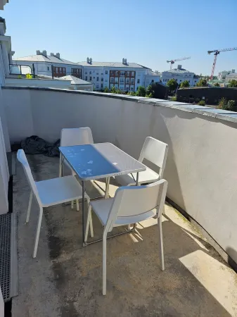 Near Disney and La Vallée Village - Apt 2 bdrms with balcony - sleeps 8 Отели рядом с достопримечательностью «SEA LIFE Val d'Europe»