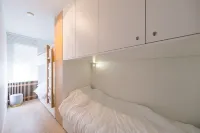 Beautiful Apartment with Direct Sea View Hotels near Zeester