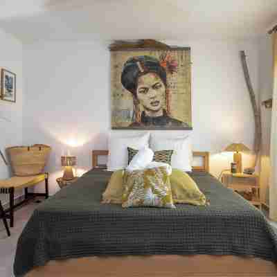Green Balaou 1BD 15 min walk Orient-Bay Rooms
