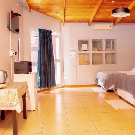 Tina's Guesthouse