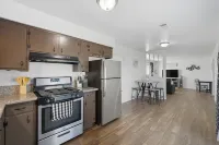 The Cozy Rustic Sequoia Wi-Fi & 2 Garage