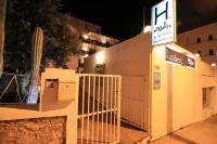 Es Mitjorn Hotel a Sant Antoni de Portmany