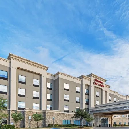 Hampton Inn & Suites by Hilton Dallas I-30 Cockrell Hill