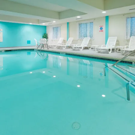 Holiday Inn Express & Suites QUAKERTOWN - ALLENTOWN AREA by IHG