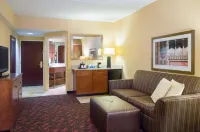 Larkspur Landing Carlisle Hotels in Middlesex Township