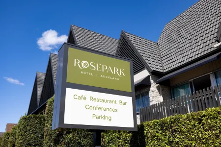 Auckland Rose Park Hotel Отели рядом с достопримечательностью «Auckland Sailing Club»