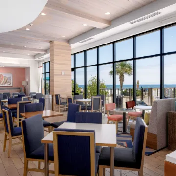 Hampton Inn & Suites Orange Beach/Gulf Front