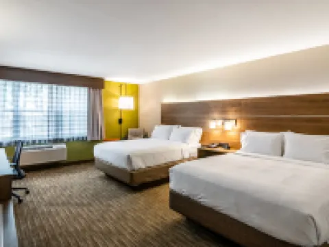 Holiday Inn Express & Suites CAMARILLO by IHG Hotels in Camarillo