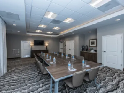 Staybridge Suites CHARLESTON - MOUNT PLEASANT by IHG マウント・プレザントのホテル