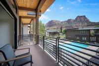 Montclair at Zion - Pools
