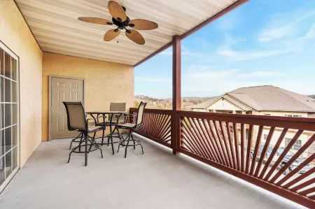 Rockwood Lakeview Getaway Incredible Location!