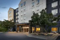 Fairfield Inn & Suites Atlanta Vinings/Galleria Hotels near One Ivy Walk | John Wieland Homes
