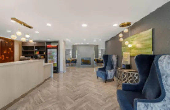 Comfort Inn & Suites