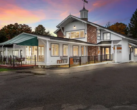 The Palmer House Resort, Ascend Hotel Collection Hotels in Manchester