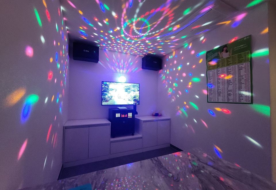 이너피스호텔 외관