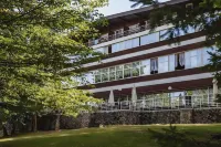 Hotel Jezero Hotels in 