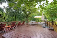 Bushbaby Valley Lodge Hotels in Hazyview